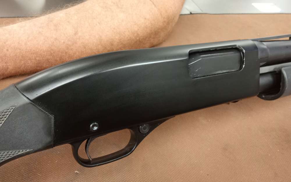 Winchester 1300 12ga shotgun -img-2