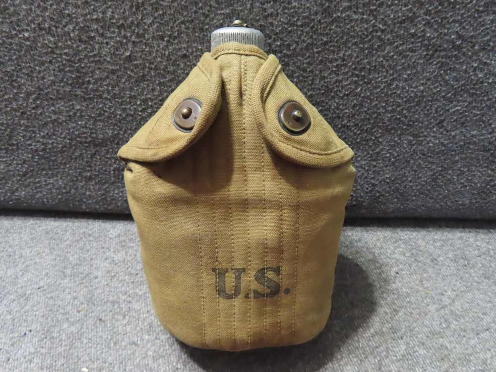 WWI US ARMY CANTEEN, CUP AND COVER, ALL DATED 1917 & 1918, FINE CONDITION-img-0