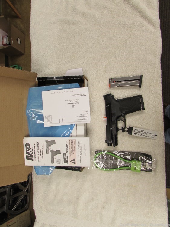 S&W M&P9 Shield EZ NTS 9mm NIB-img-0