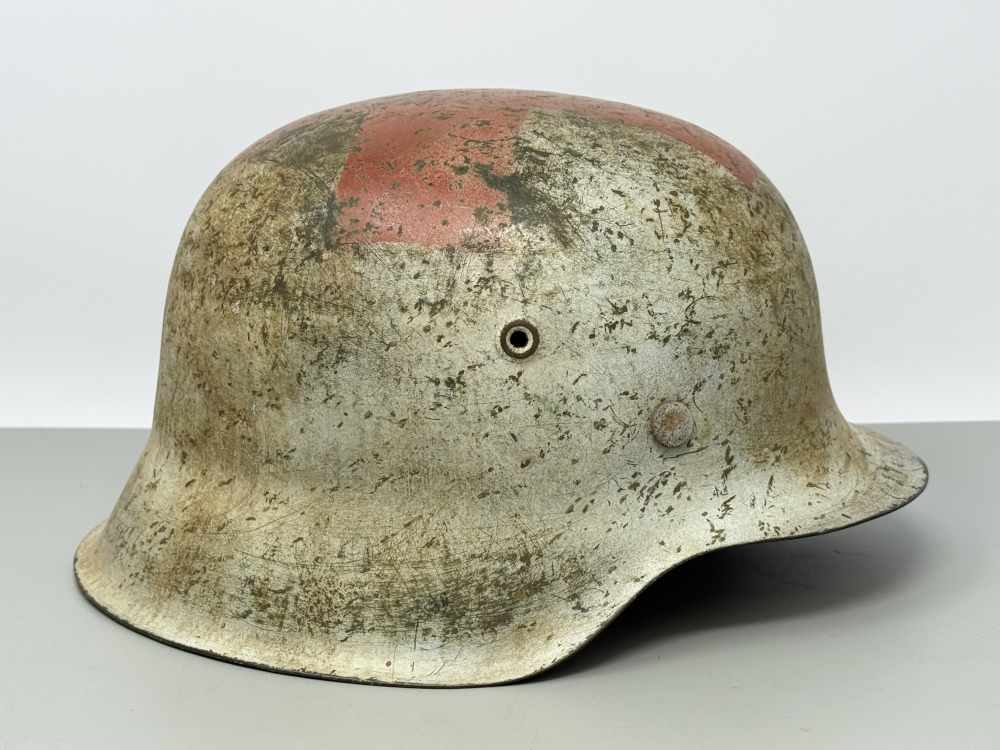 WW2 German M42 Single Decal Medic Helmet CKL64 WWII-img-0