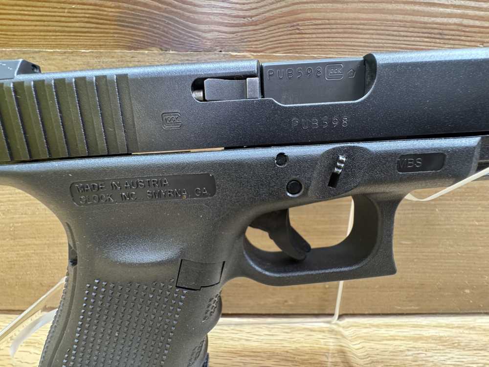 Glock 23 Gen 4 .40 S&W Semi-Auto Pistol PENNY START! NO RESERVE!-img-15