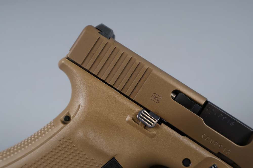 Glock G19X 9mm 4.02"bbl FDE w/Case-img-6