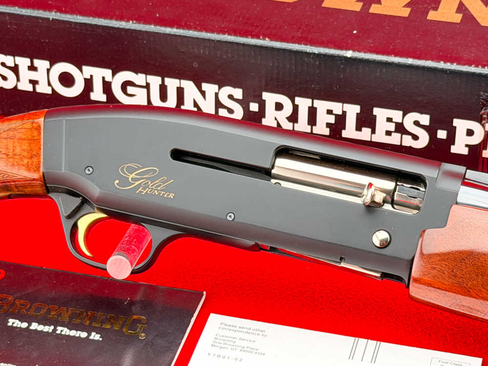 STRIKING 1996 Browning Gold Hunter 20 Gauge 26" 3" Magnum w/ Box-img-17