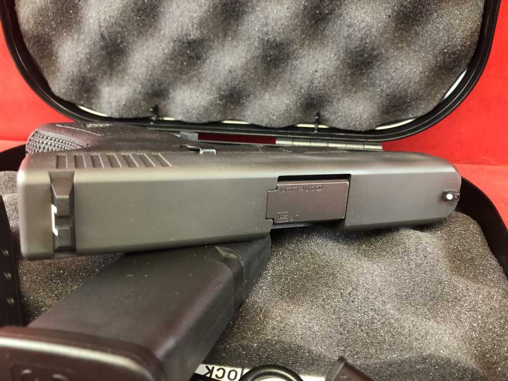 Glock 29SF 10mm Like New-img-4