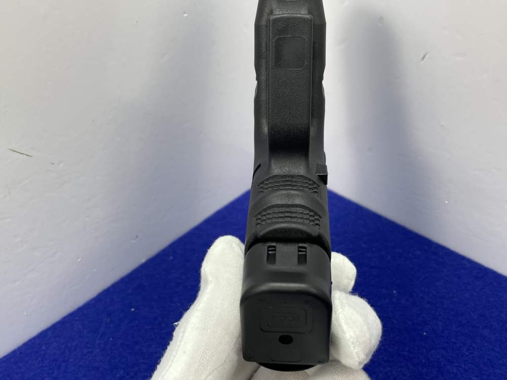 Glock G26 Gen 3 9mm 3.43" Blk *ULTRA-COMPACT CONCEALABLE SEMI-AUTOMATIC*-img-31