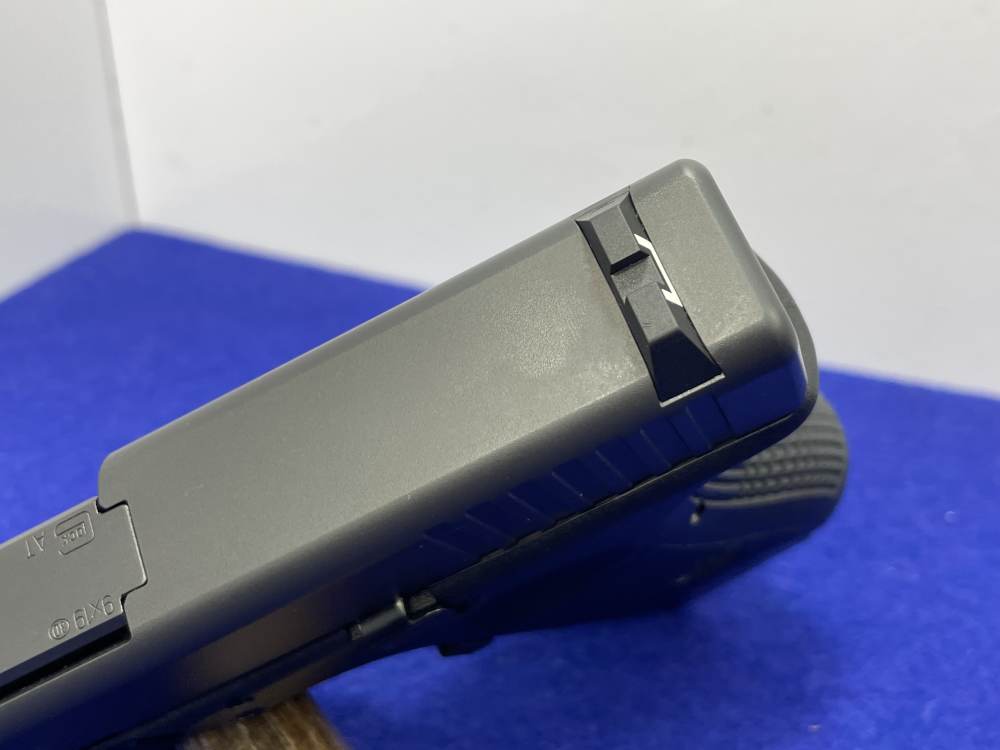 Glock G26 Gen 3 9mm 3.43" Blk *ULTRA-COMPACT CONCEALABLE SEMI-AUTOMATIC*-img-24