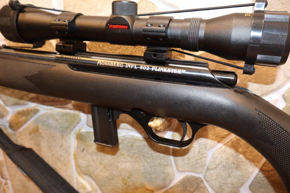 MOSSBERG INT'L 802 PLINKSTER W/ SCOPE & SLING 22LR -img-13