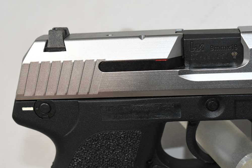 Excellent Heckler & Koch HK USP Compact 9mm Stainless Semi Pistol W Case 02-img-4