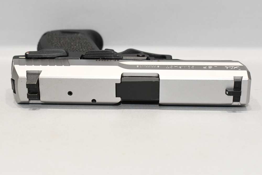 Excellent Heckler & Koch HK USP Compact 9mm Stainless Semi Pistol W Case 02-img-10