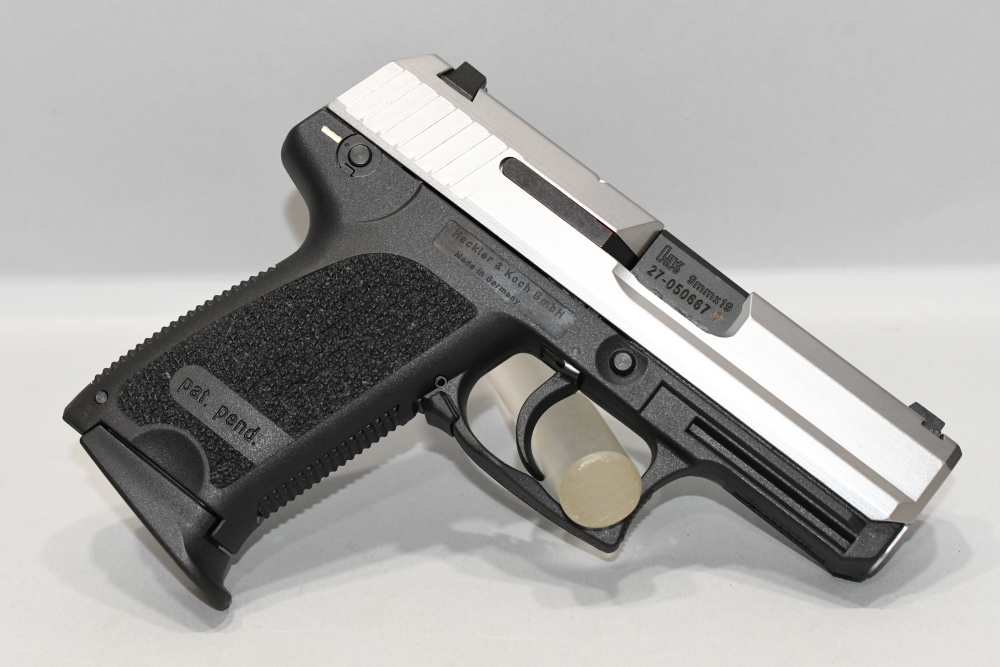 Excellent Heckler & Koch HK USP Compact 9mm Stainless Semi Pistol W Case 02-img-2