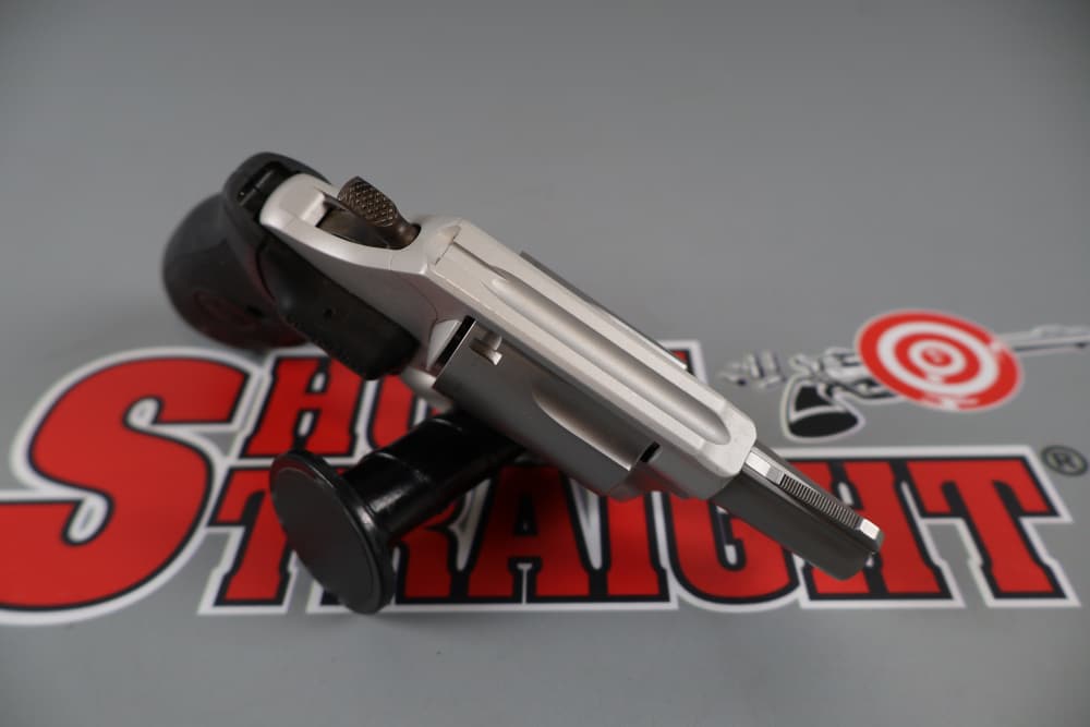 Smith & Wesson Mod. 637-2 .38 SPL+P 1.875"bbl w/CT Laser-img-13