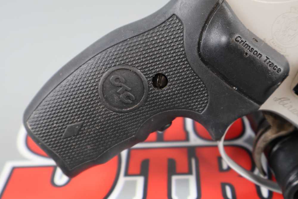 Smith & Wesson Mod. 637-2 .38 SPL+P 1.875"bbl w/CT Laser-img-2