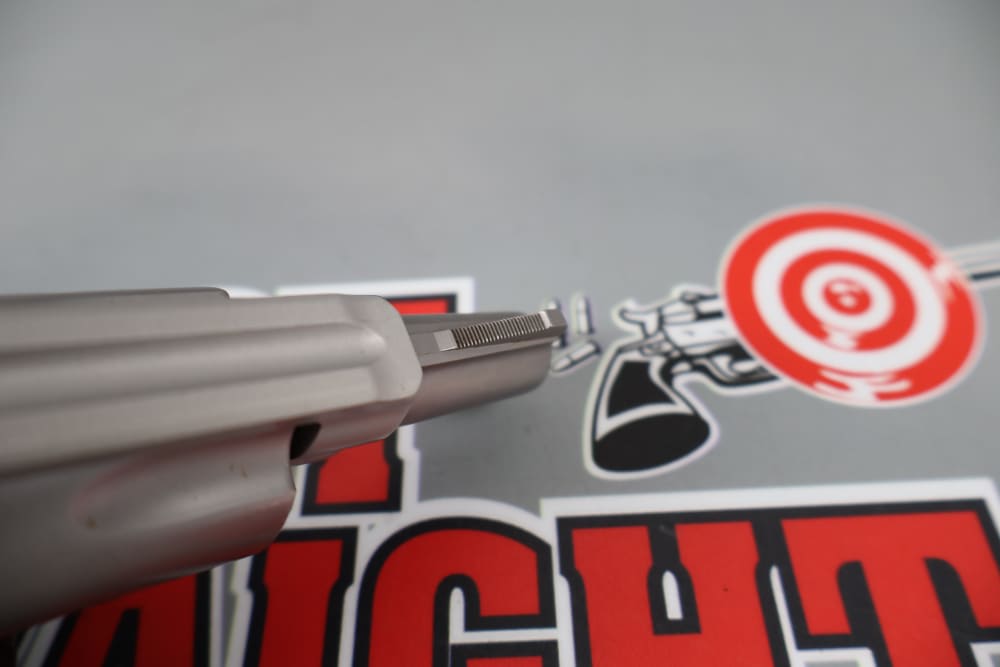 Smith & Wesson Mod. 637-2 .38 SPL+P 1.875"bbl w/CT Laser-img-17