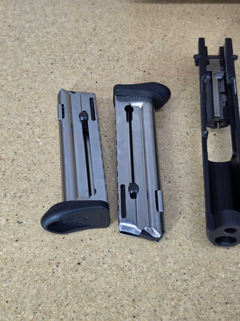 Walther P22, .22LR Pistol PENNY AUCTION NO RESERVE-img-9