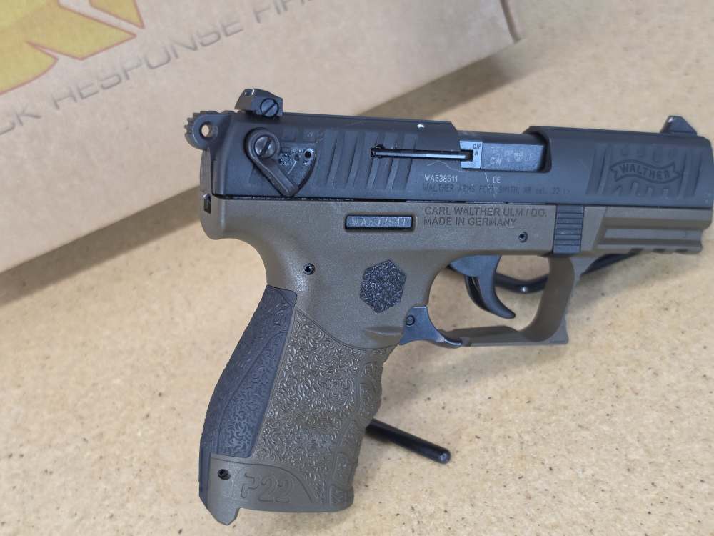 Walther P22, .22LR Pistol PENNY AUCTION NO RESERVE-img-6