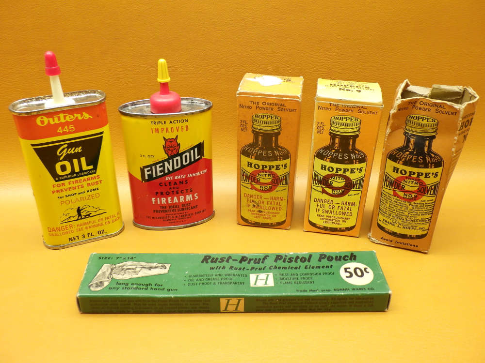 Collection of Vintage Gun Items Hoppe's No.9 - Oil Cans - Rust-Pruf Bag -img-0