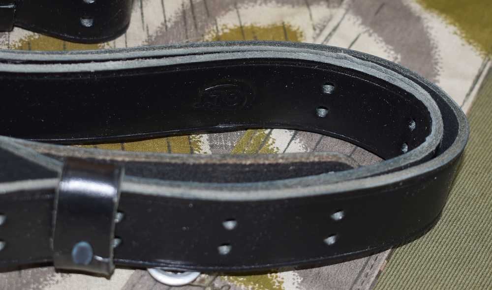 Colt NOS AR15 Black Leather Sling-img-2