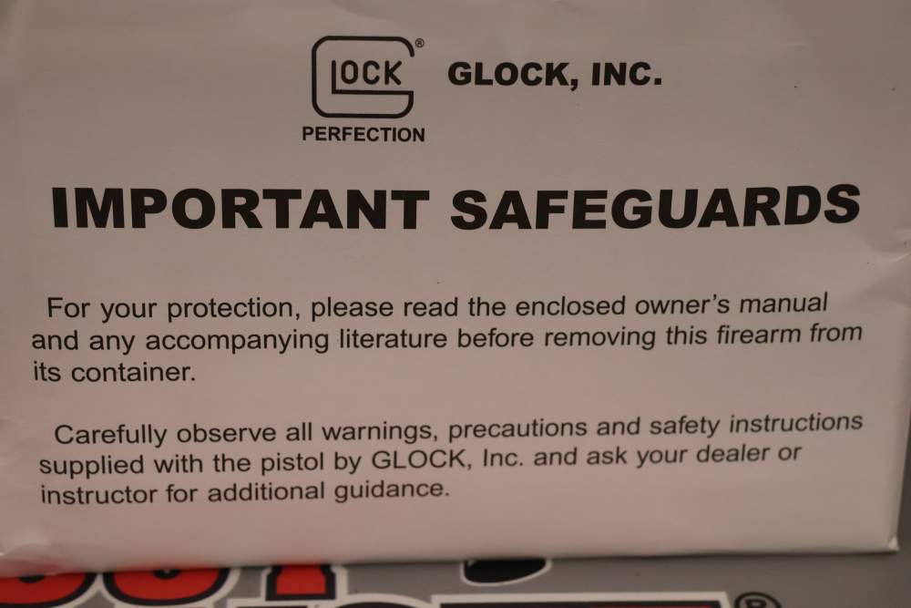 Glock Model G19X 9mm 4.02" w/ Case - 17 & 19rds - -img-4