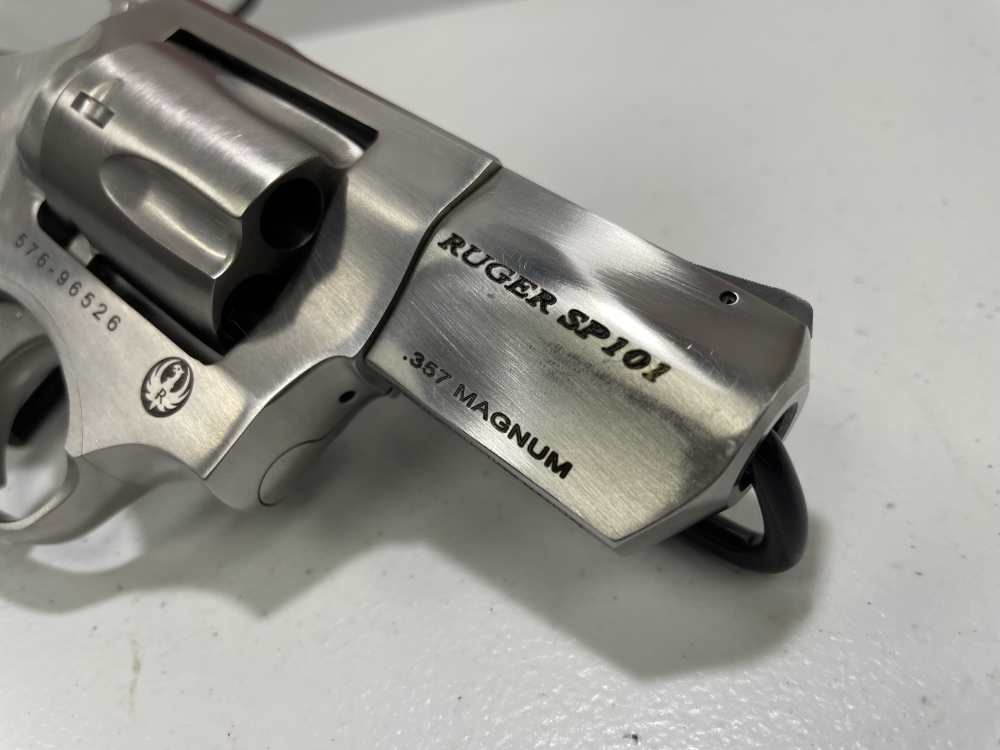 Ruger SP101 .357 Mag 2.25" Stainless 5-Rd w/ Original Case - SKU 05718-img-3