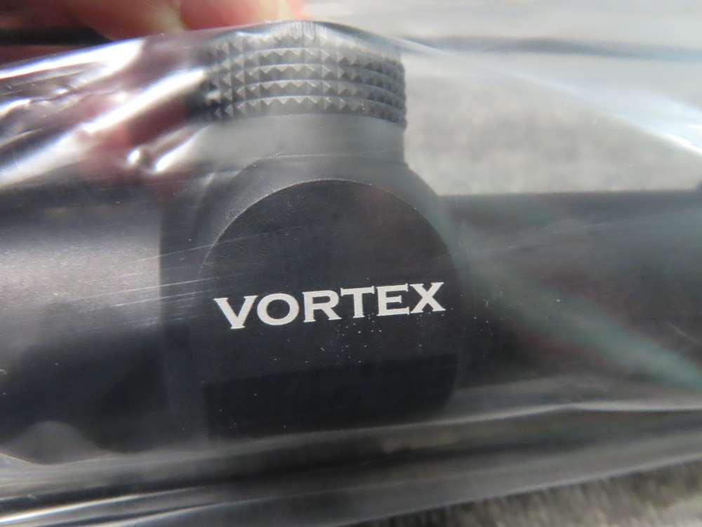 VORTEX DIAMONDBACK RIFLE SCOPE DBK-03-BDC, NO RINGS INCLUDED-img-3