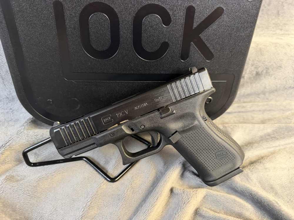 Glock G19C V 9mm 4.02" Black PV1959203 Penny Bid-img-0
