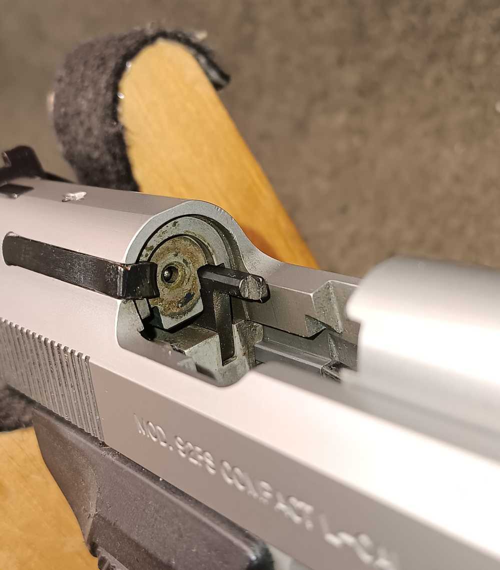 BERETTA TYPE M9A1 92FS COMPACT 9MM-img-10