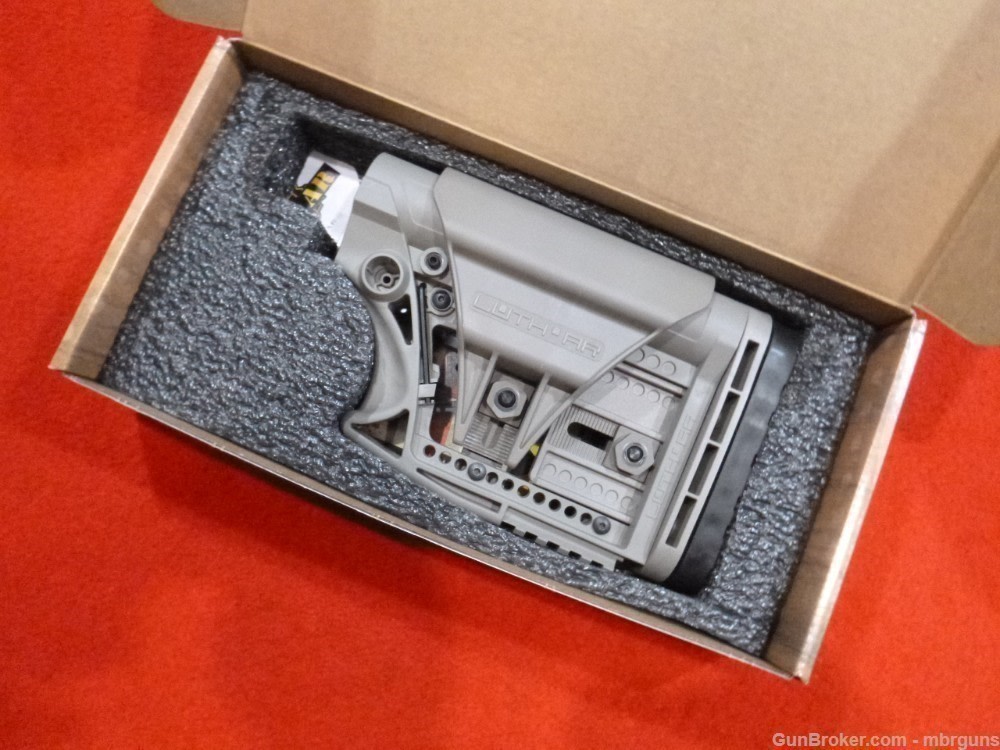 Luth-AR MBA-3 AR 15 Carbine Stock Flat Dark Earth New-img-6