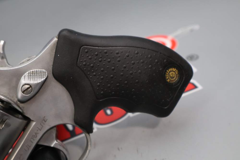 Taurus Model 85 Ultra-Lite .38 SPL 2" -img-3