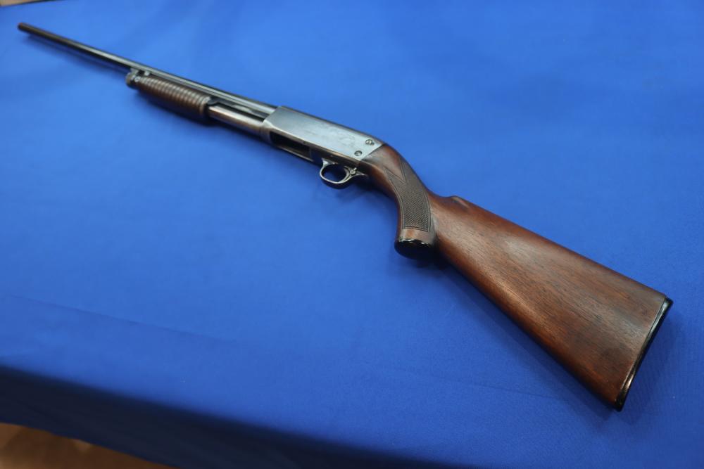 Ithaca Model 37 Featherlight 20GA 28" Engraved 1949 Pump Shotgun Vintage 20-img-19