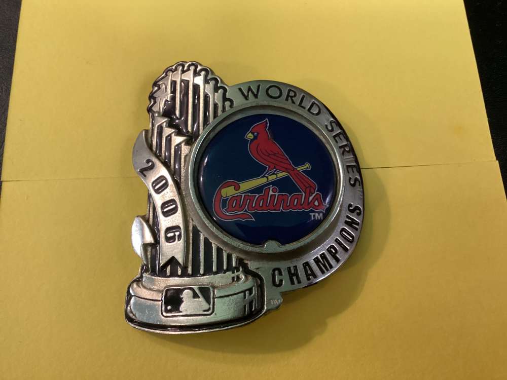   Cardinals 2006 World Series Champs Souvenir.-img-2