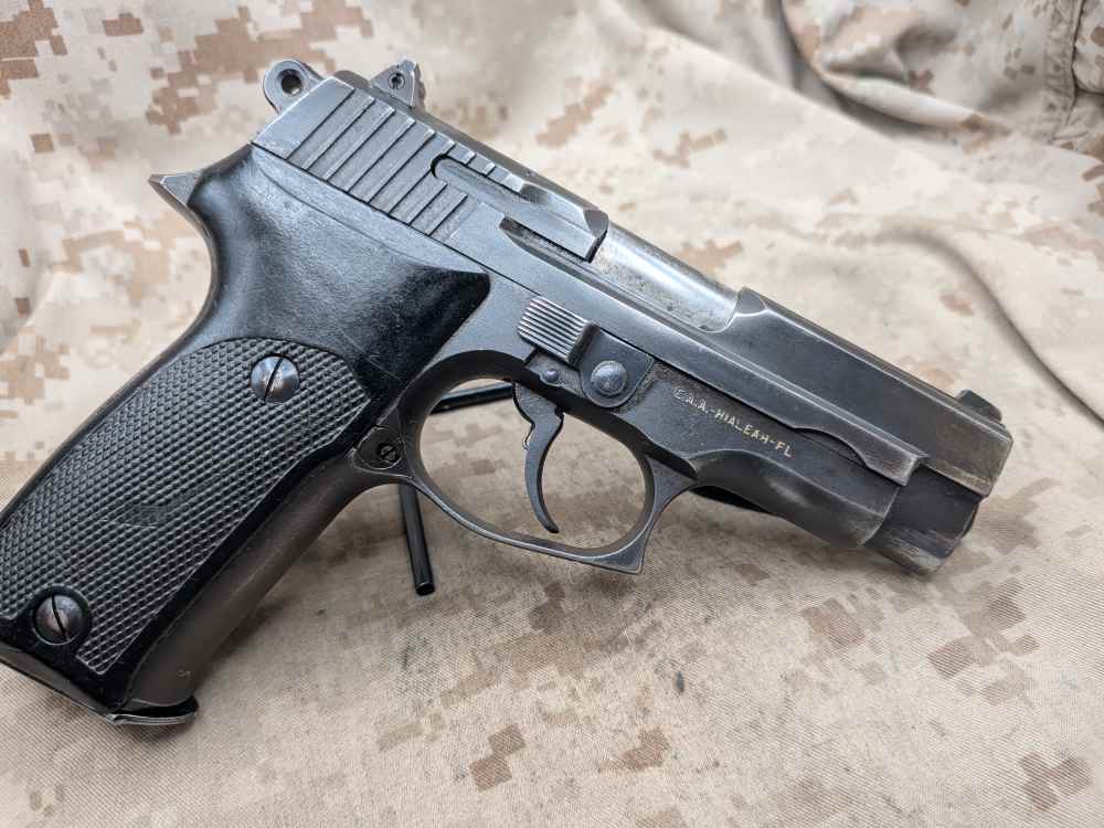 Astra A-100 9MM DA/SA Compact pistol 1-15rd Mag USED A100-img-1