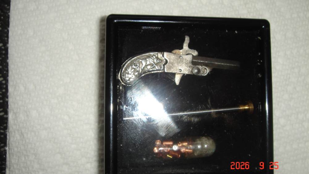 1930s FRANZ PHANNL 2MM PINFIRE  PISTOL W/ RARE BOAR GRIPS   -img-1