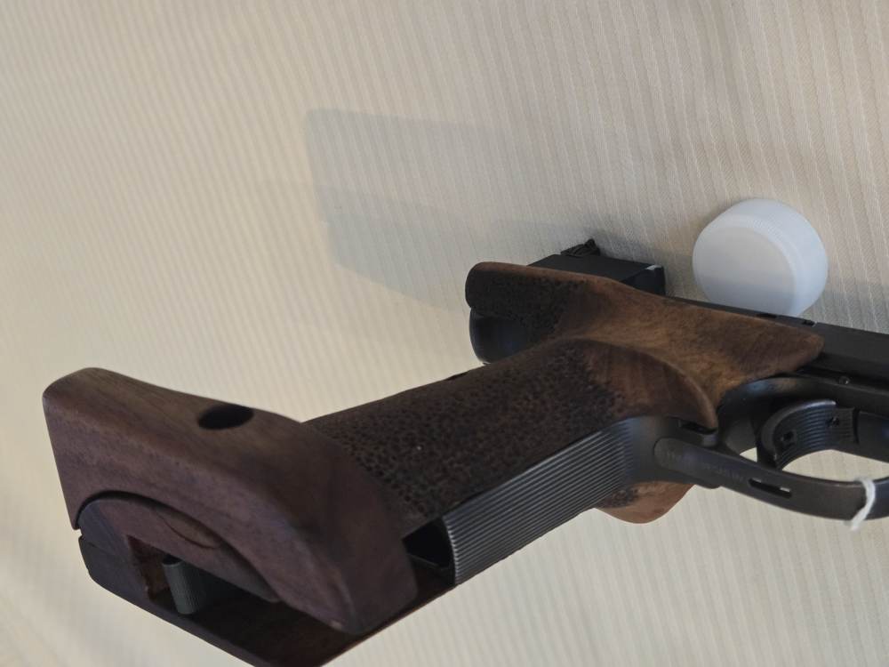 Swiss-made HAEMMERLI 208 Target Pistol, 22LR, adj sights, grips & heel TOP-img-8