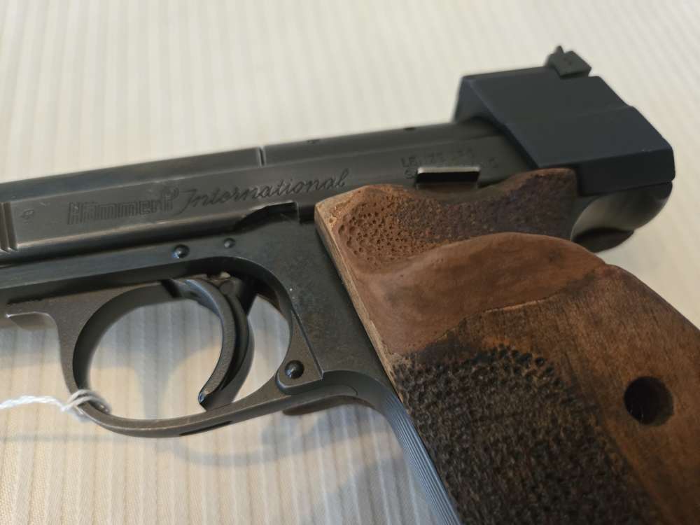 Swiss-made HAEMMERLI 208 Target Pistol, 22LR, adj sights, grips & heel TOP-img-14