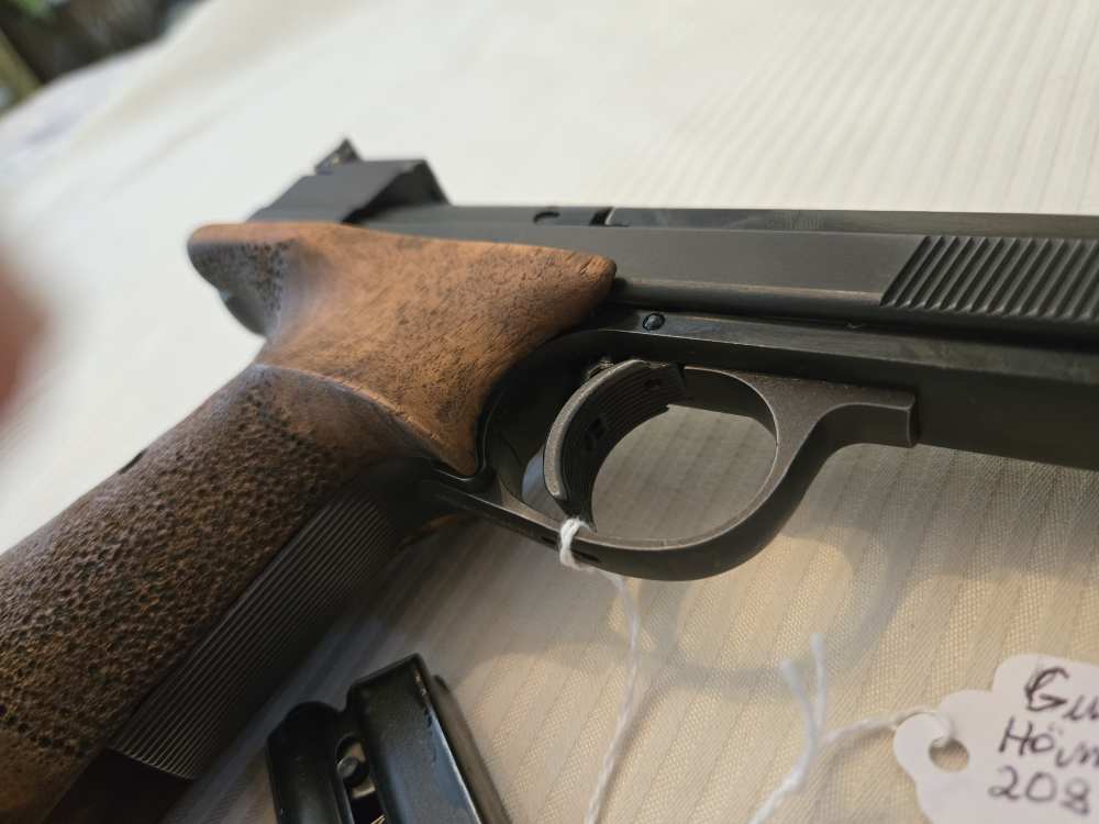 Swiss-made HAEMMERLI 208 Target Pistol, 22LR, adj sights, grips & heel TOP-img-15