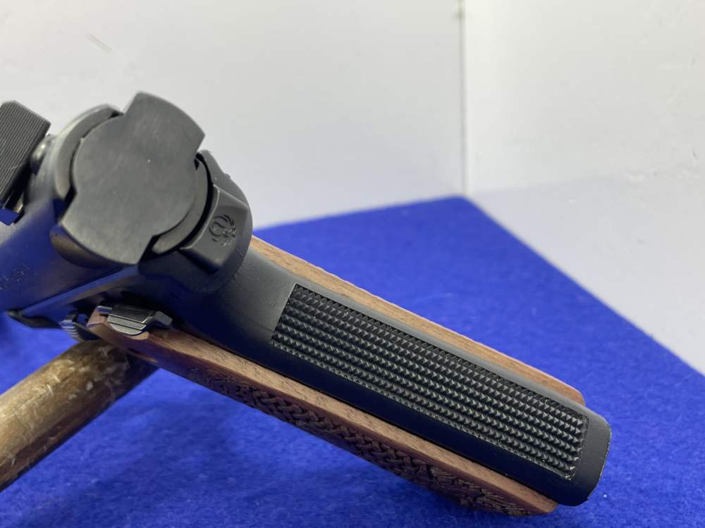 Ruger Mark IV 22/45 .22LR 5.5" Black *EXCELLENT RIMFIRE TARGET PISTOL*-img-23