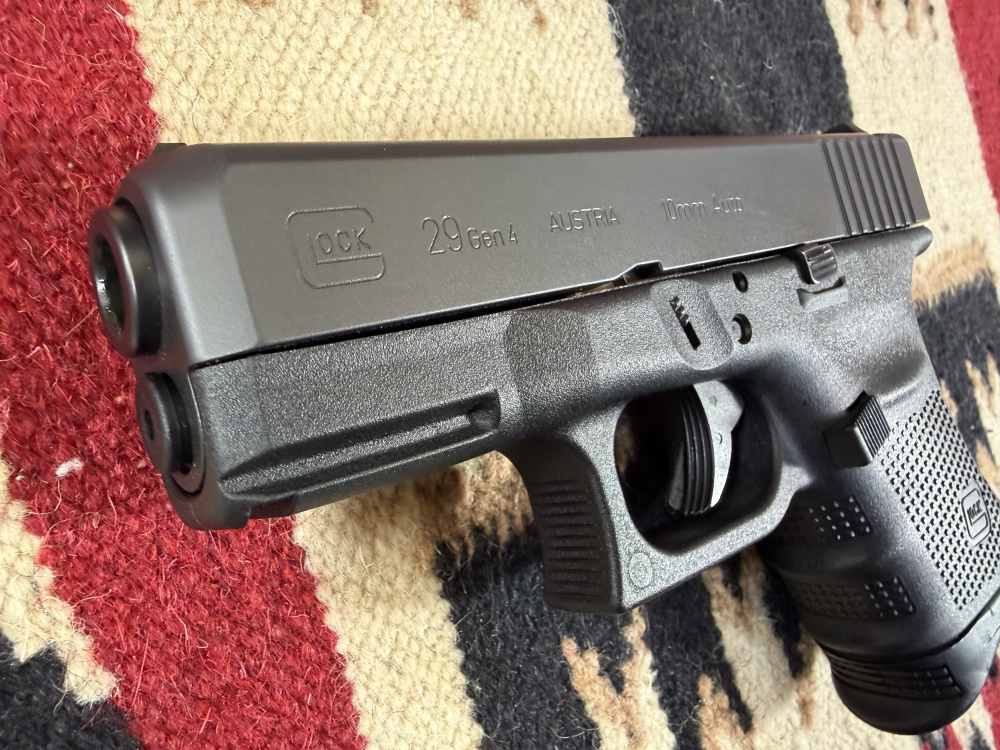 Glock G29 Gen4 10mm with 5 magazines and case-img-2