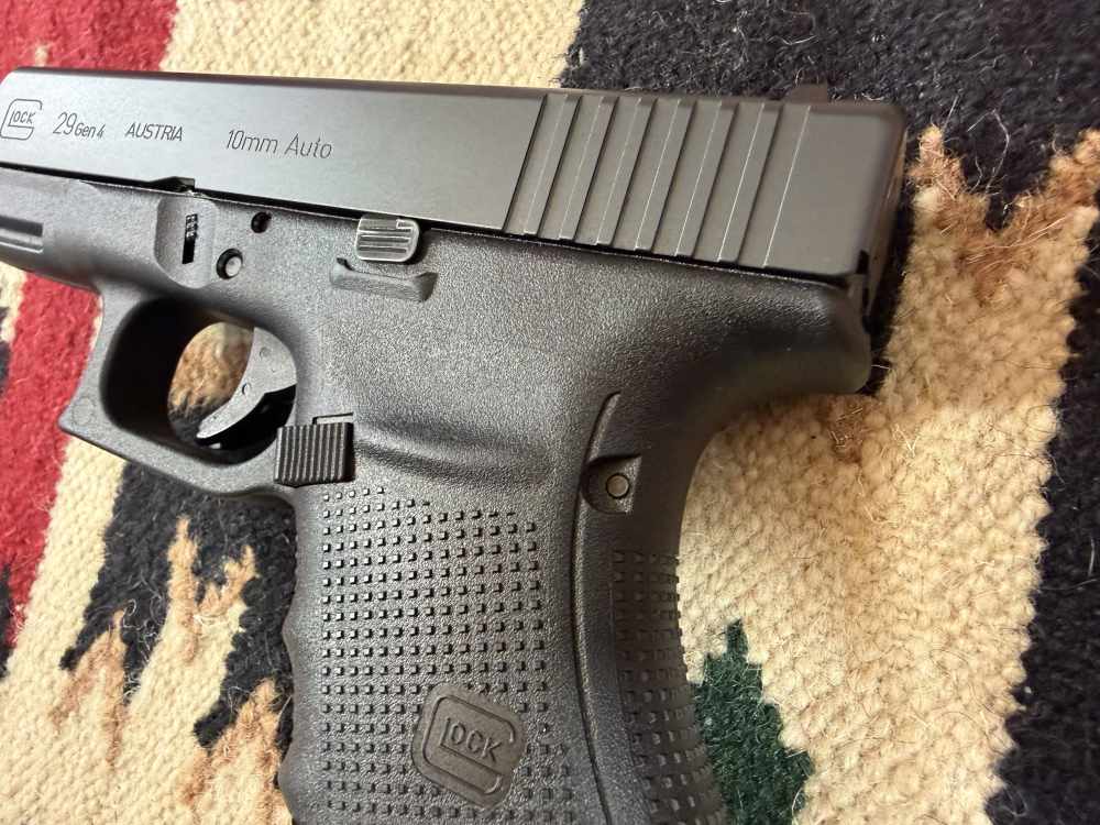 Glock G29 Gen4 10mm with 5 magazines and case-img-4