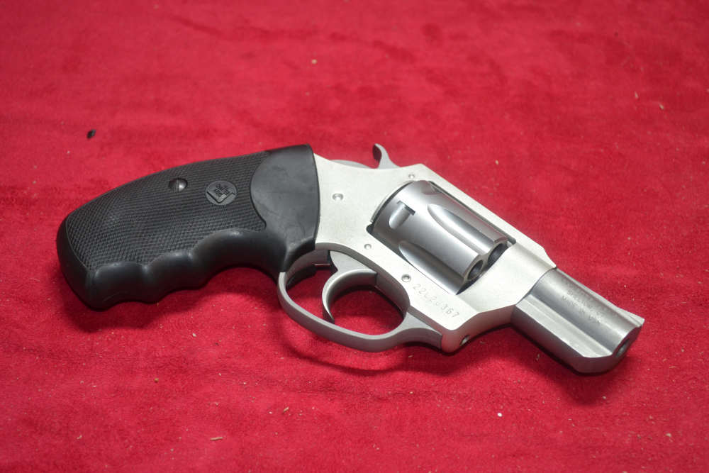 Charter Arms Undercoverette 32 H&R Mag 2"Barrel Used, Layaway Available.-img-3