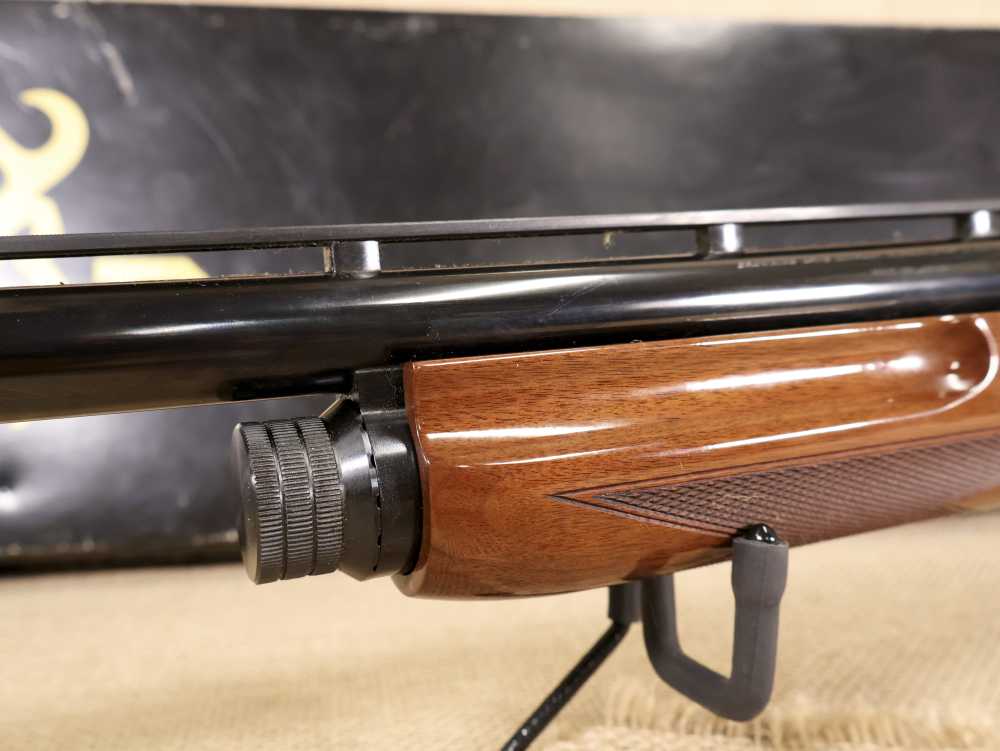 Browning BPS Pump Shotgun, Engraved Receiver, 3", 28" 12-Ga. Invector LNIB-img-19