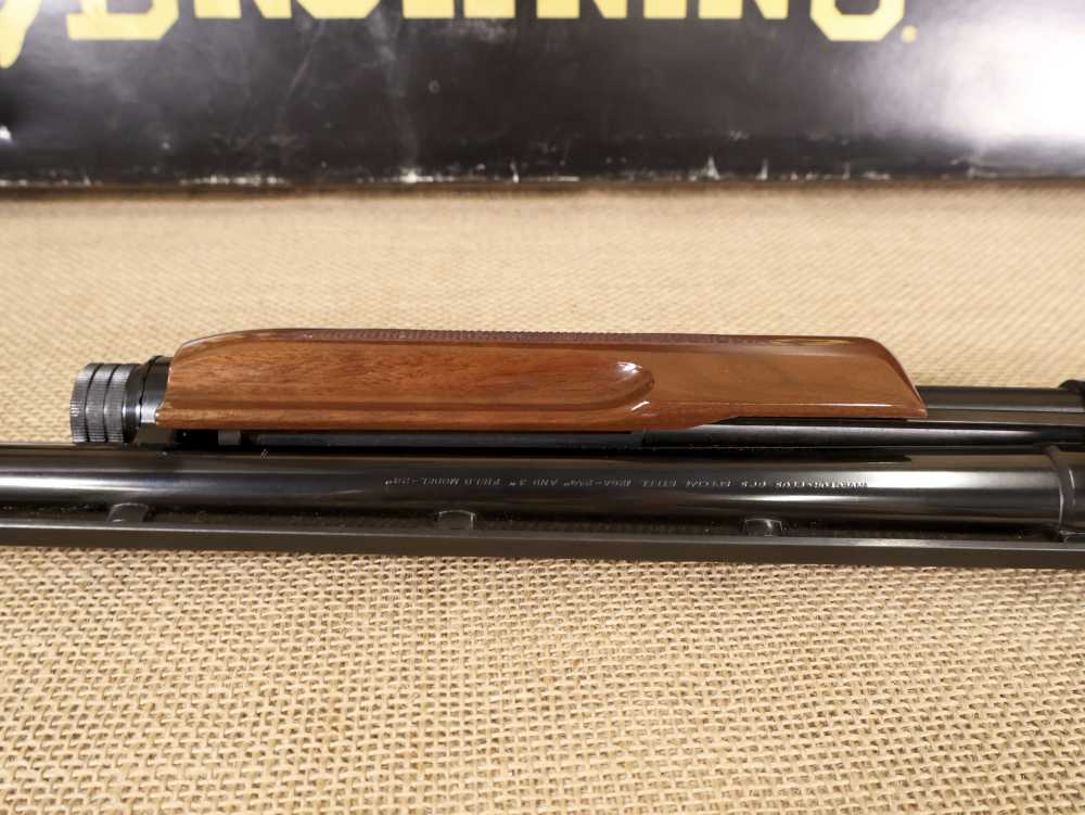 Browning BPS Pump Shotgun, Engraved Receiver, 3", 28" 12-Ga. Invector LNIB-img-36