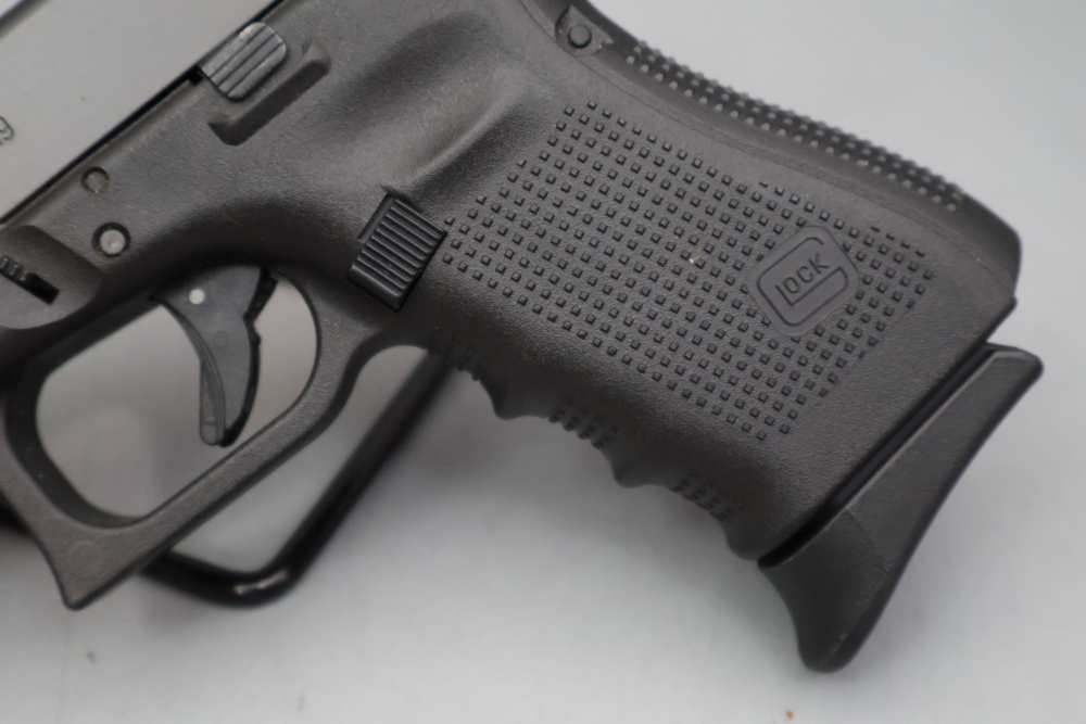 Glock 19 Gen4 9mm 4.02" w/Box-img-4
