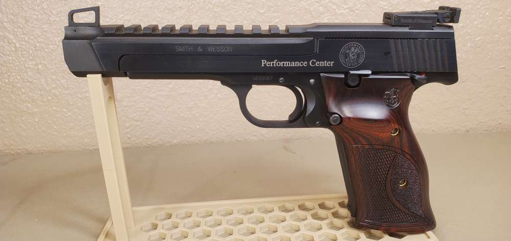 Smith & Wesson Performance Center Model 41, 22 LR, 5 1/2" Barrel, LNIB-img-0