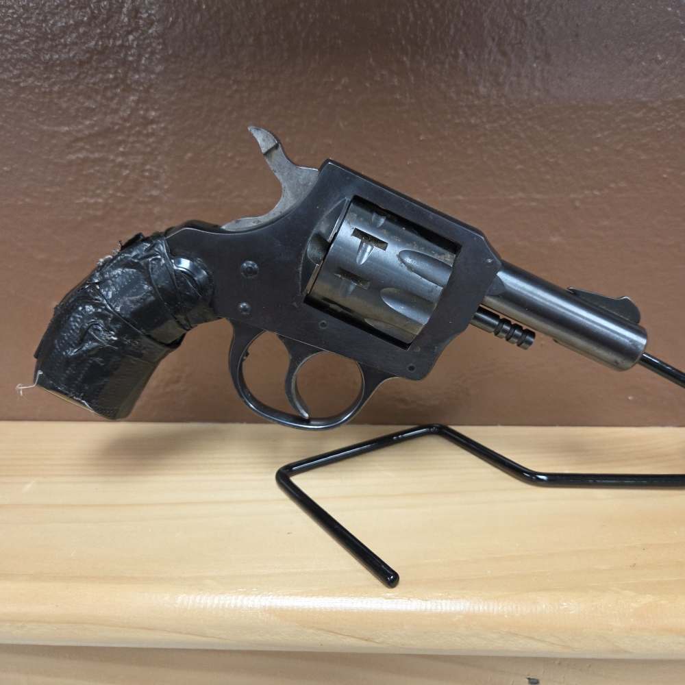 H&R Model 900 .22 LR 9-Shot Double Action Revolver .01 NR-img-5