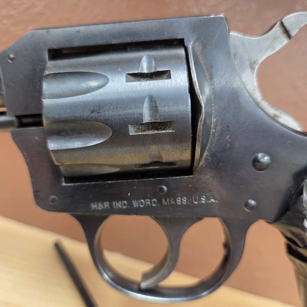 H&R Model 900 .22 LR 9-Shot Double Action Revolver .01 NR-img-3