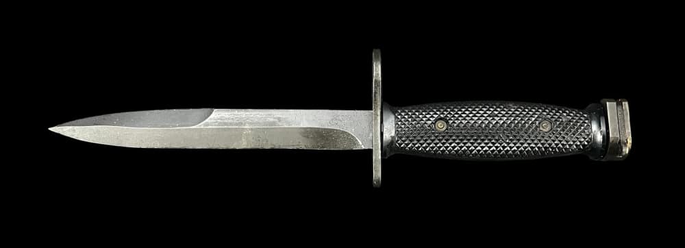 COLT - M-16 - VIETNAM WAR ERA - M7 - FACTORY BAYONET -img-1