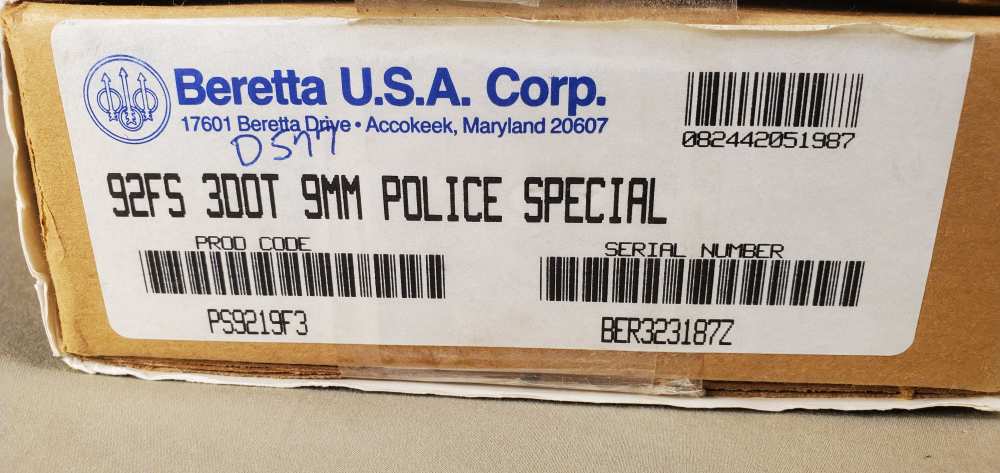 Beretta, Model 92FS "Police Special", 9mm, With Factory Box-img-17