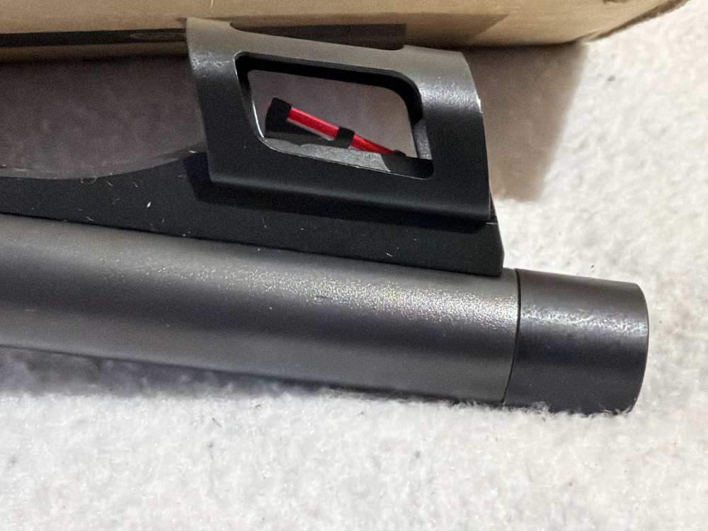 CZ-USA 600 LUX 223 REM — NOS — Threaded Barrel — Walnut — Iron Sights-img-6