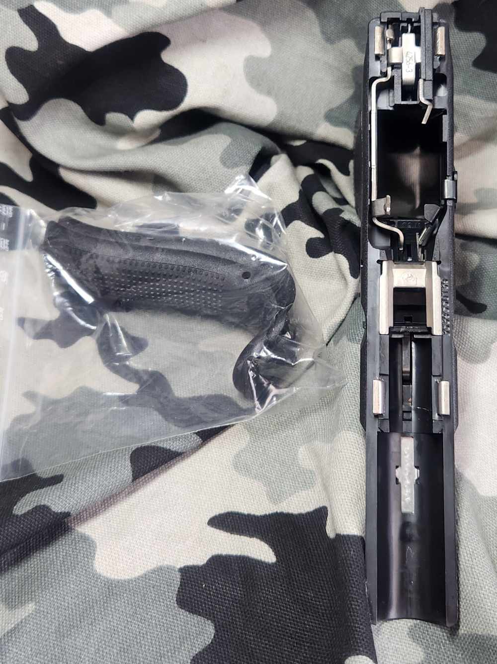 Glock 20 21 40 41 Gen 4 Complete OEM Frame Big Boy  NEW  -img-2