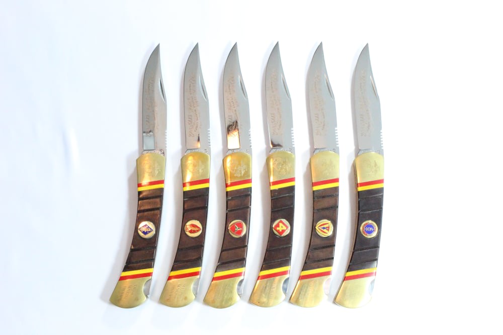 Vintage USMC The Leatherneck Ka-Bar Collection Folding Knife set-img-0